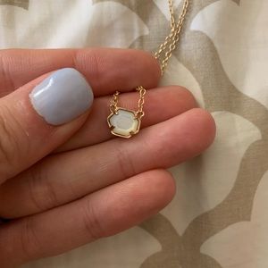 Kendra Scott 16inch opal pendant